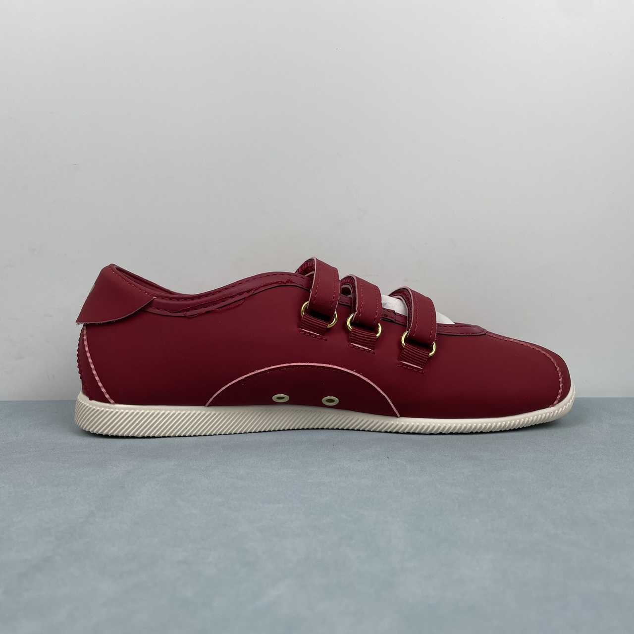 ANFU TRAINERS Wine White