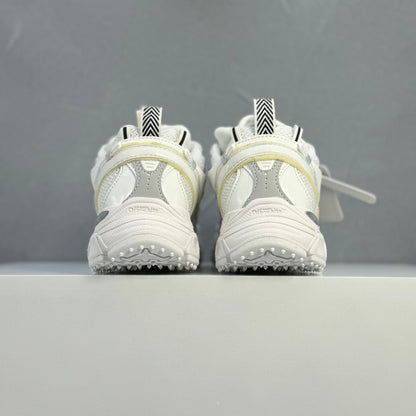 Be Right Back Full White