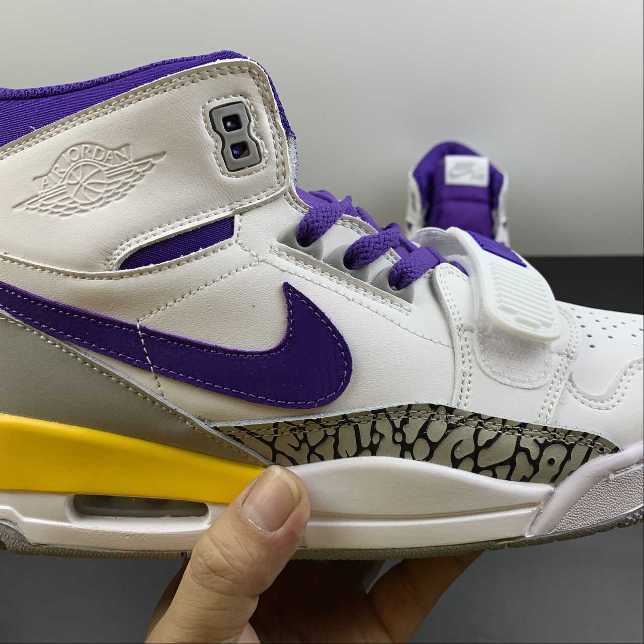 Legacy 312 Lakers