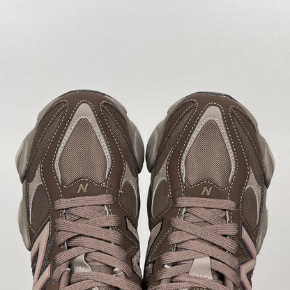 NB 9060 Mushroom Brown