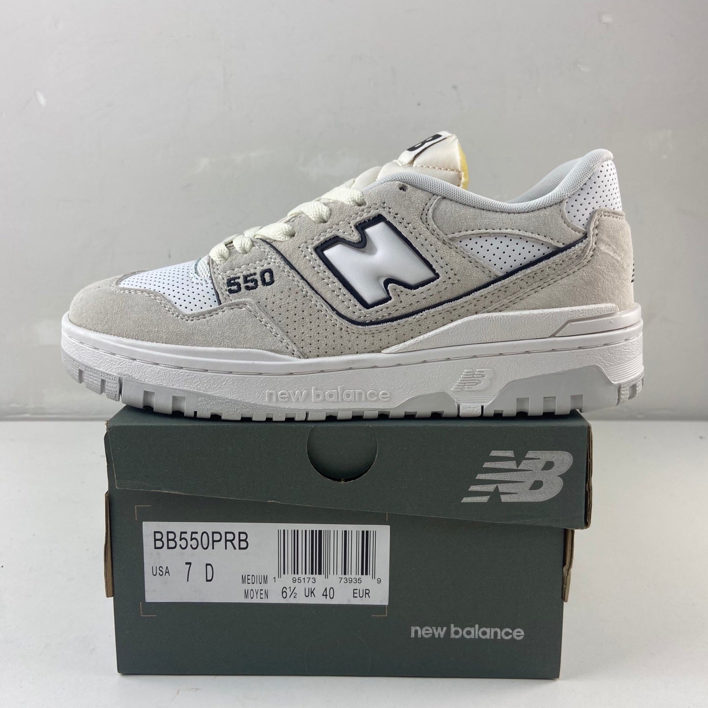 550 Classic Grey