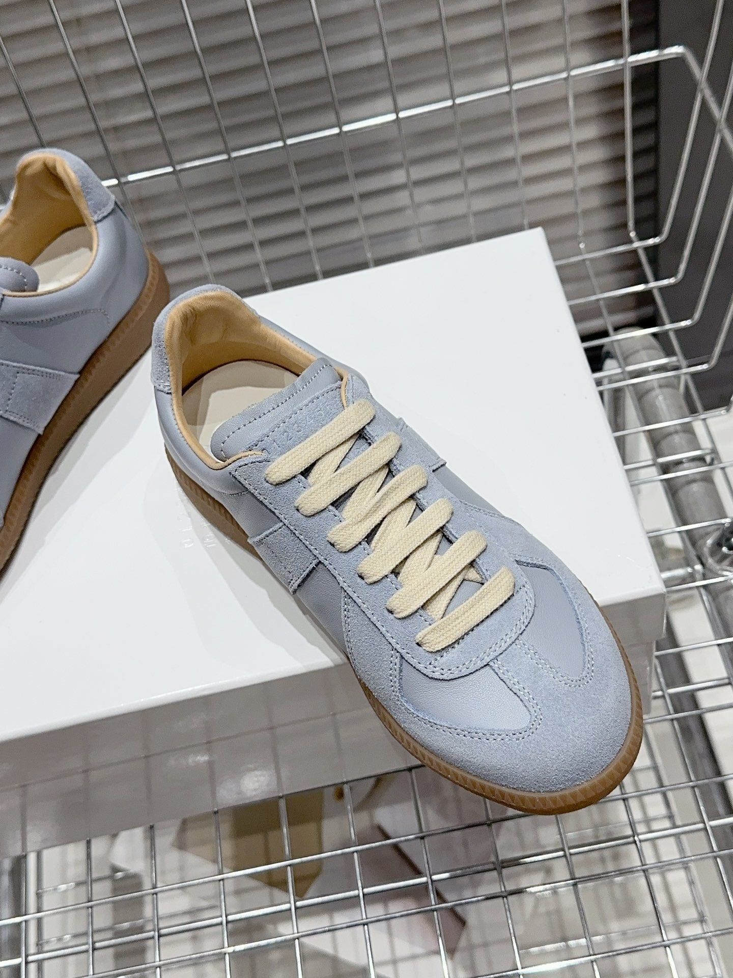 Maison Baby Blue Gum Sole