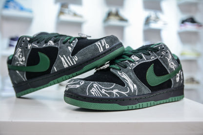 Dunk SB There Skateboards