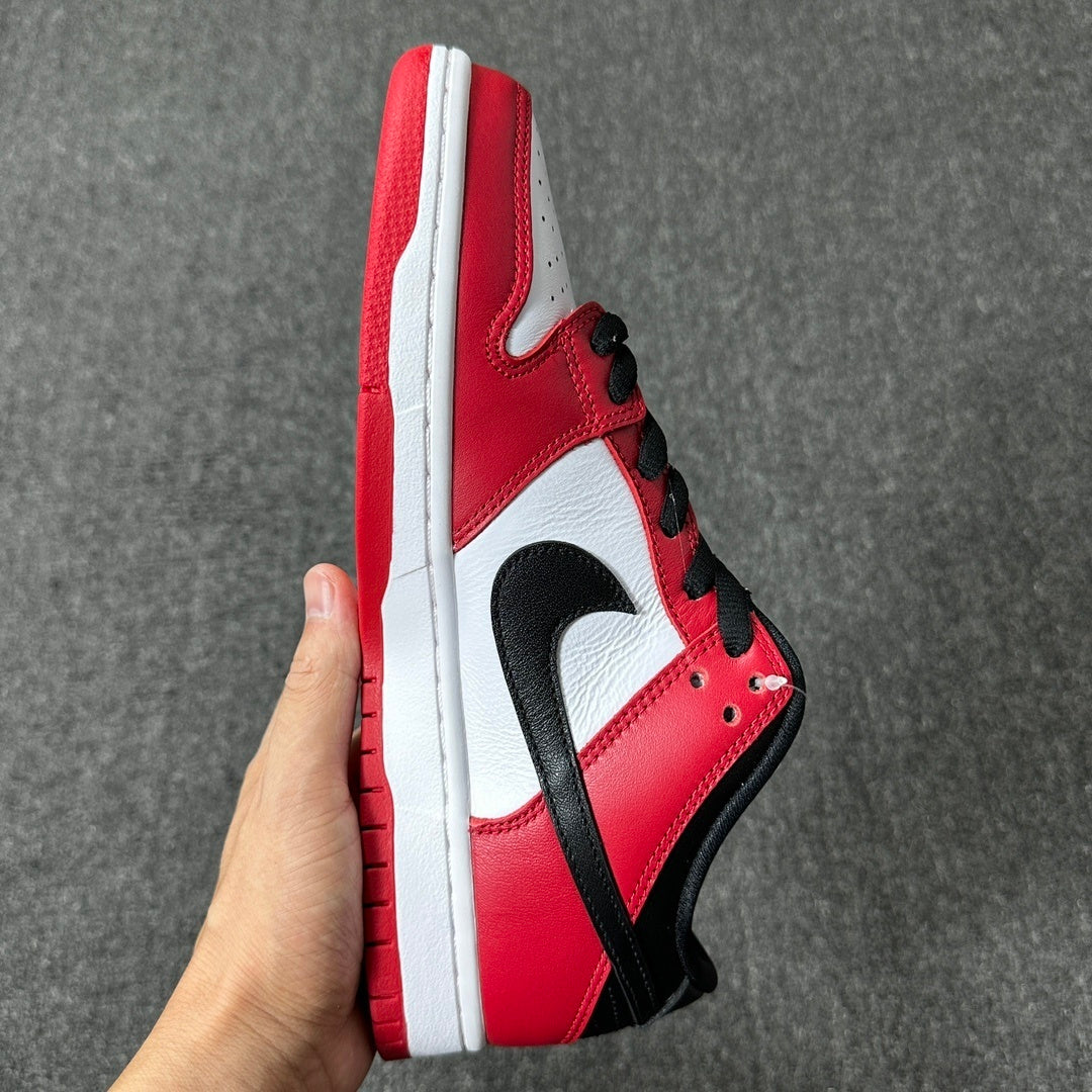 Dunk SB Chicago