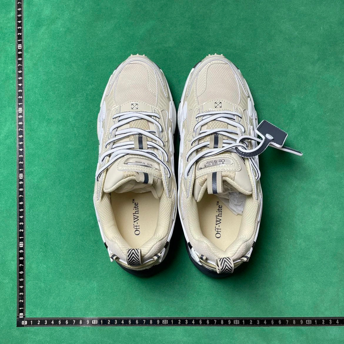 Be Right Back Cream and Black Sole