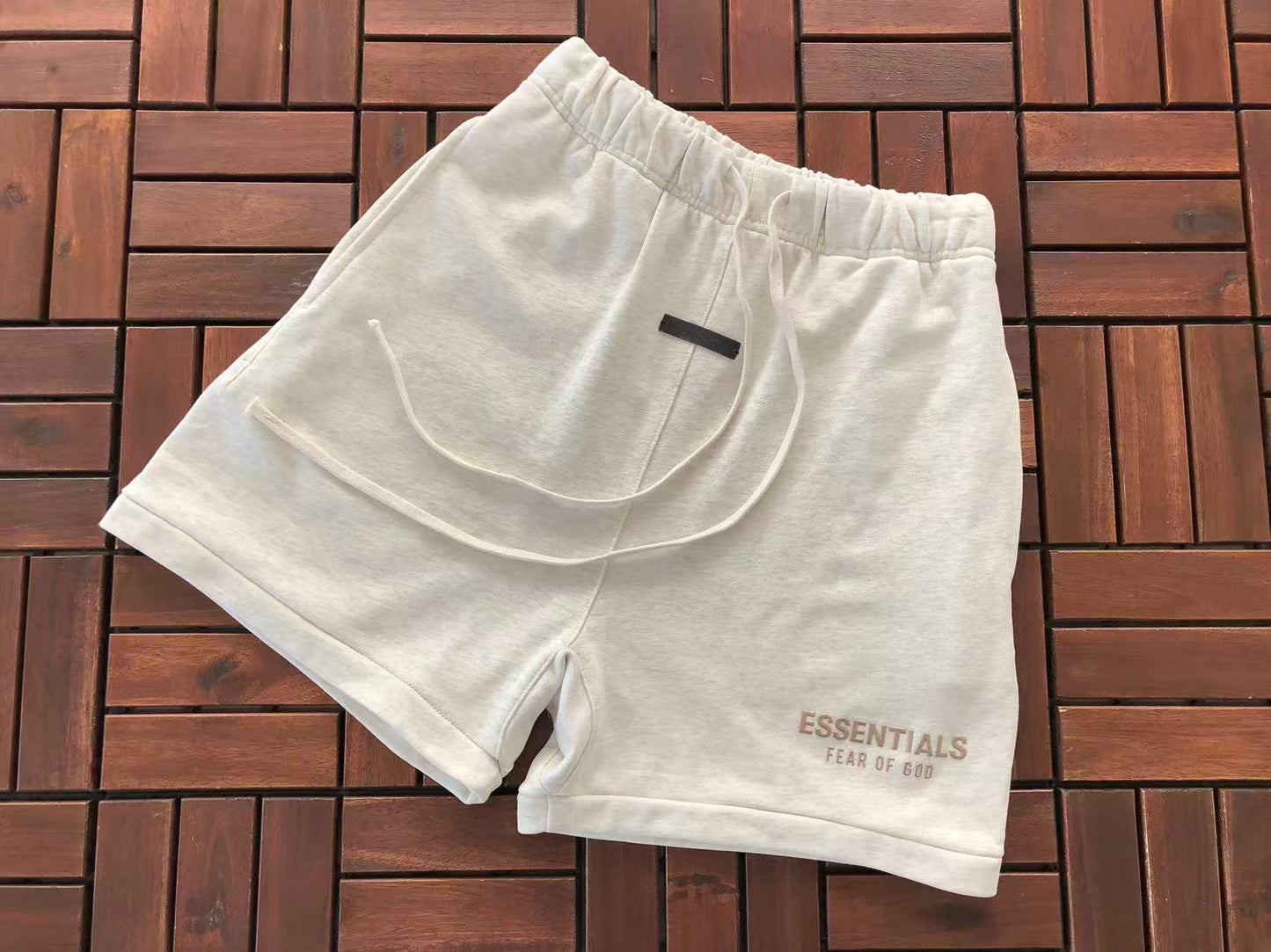 Conjuntos Essentials