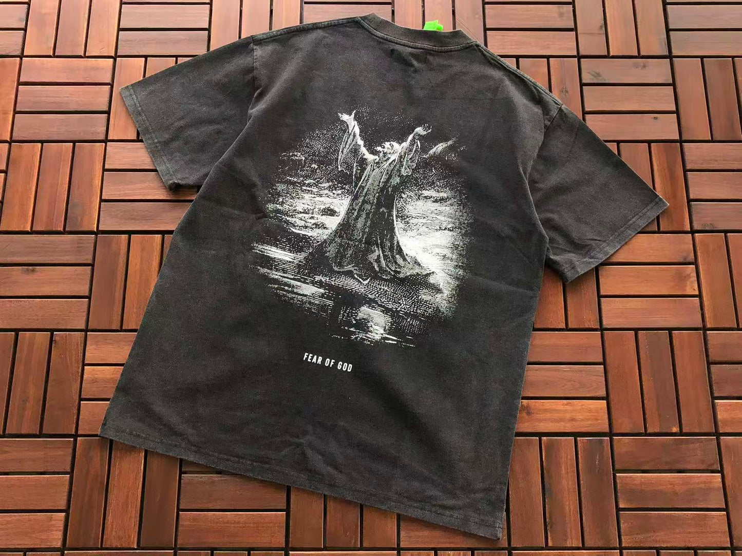 T-Shirt ESSENT