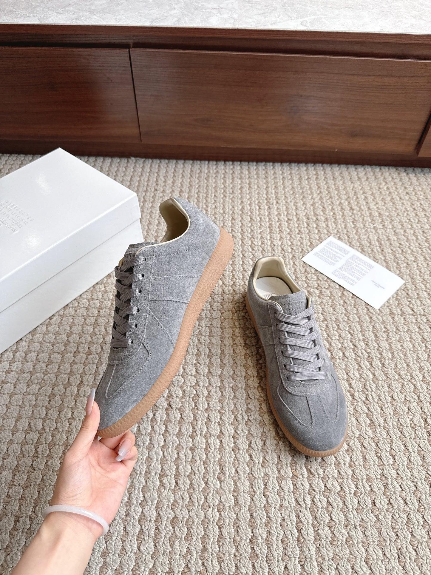 Maison Velut Full Grey