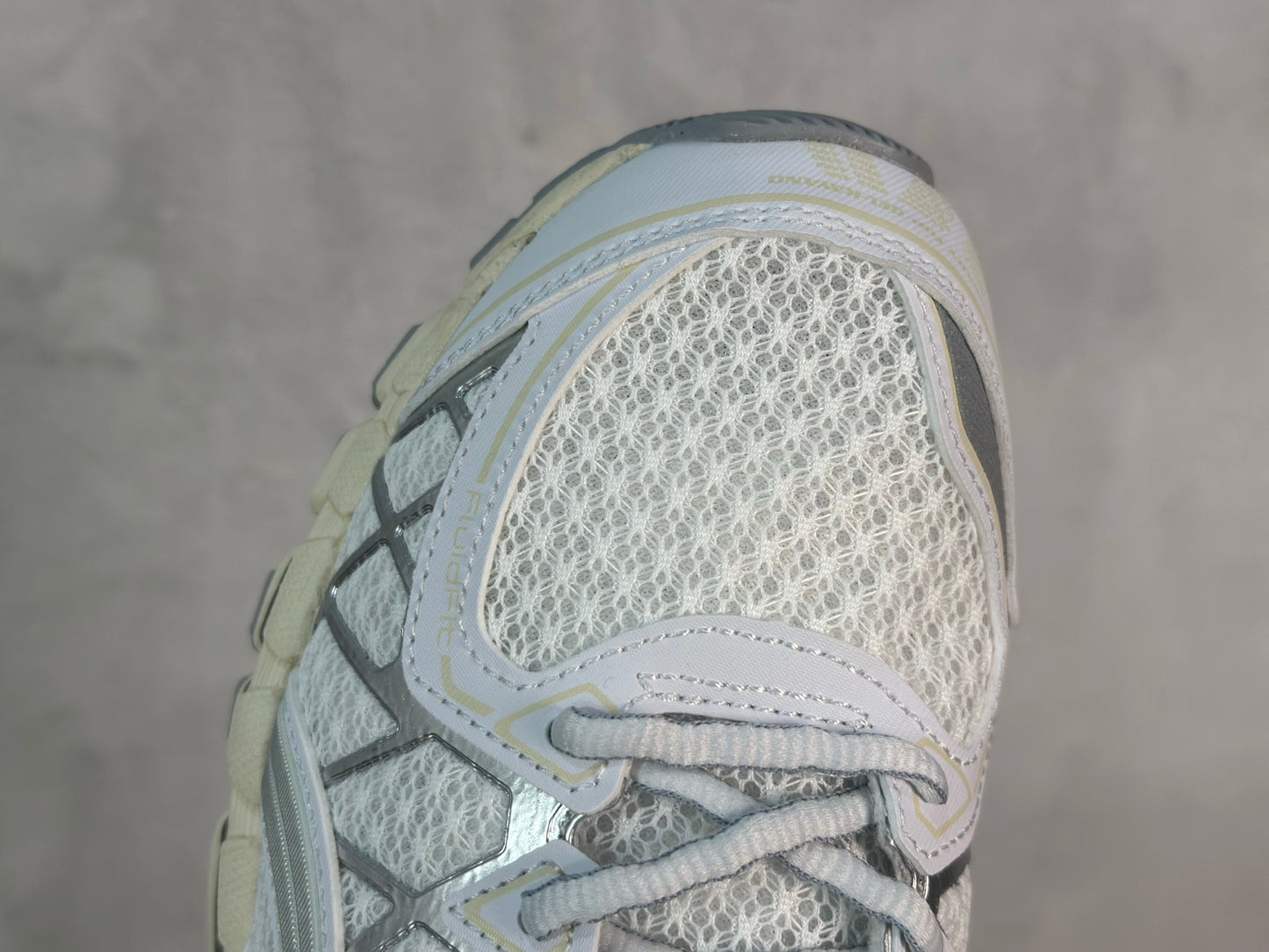 Gel-Kayano 20 White/Grey