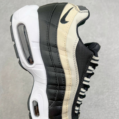 95 Black Champagne