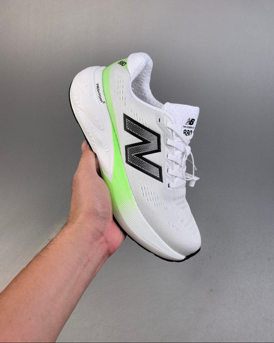 880 Fresh Foam X Vongo v6 White and Green