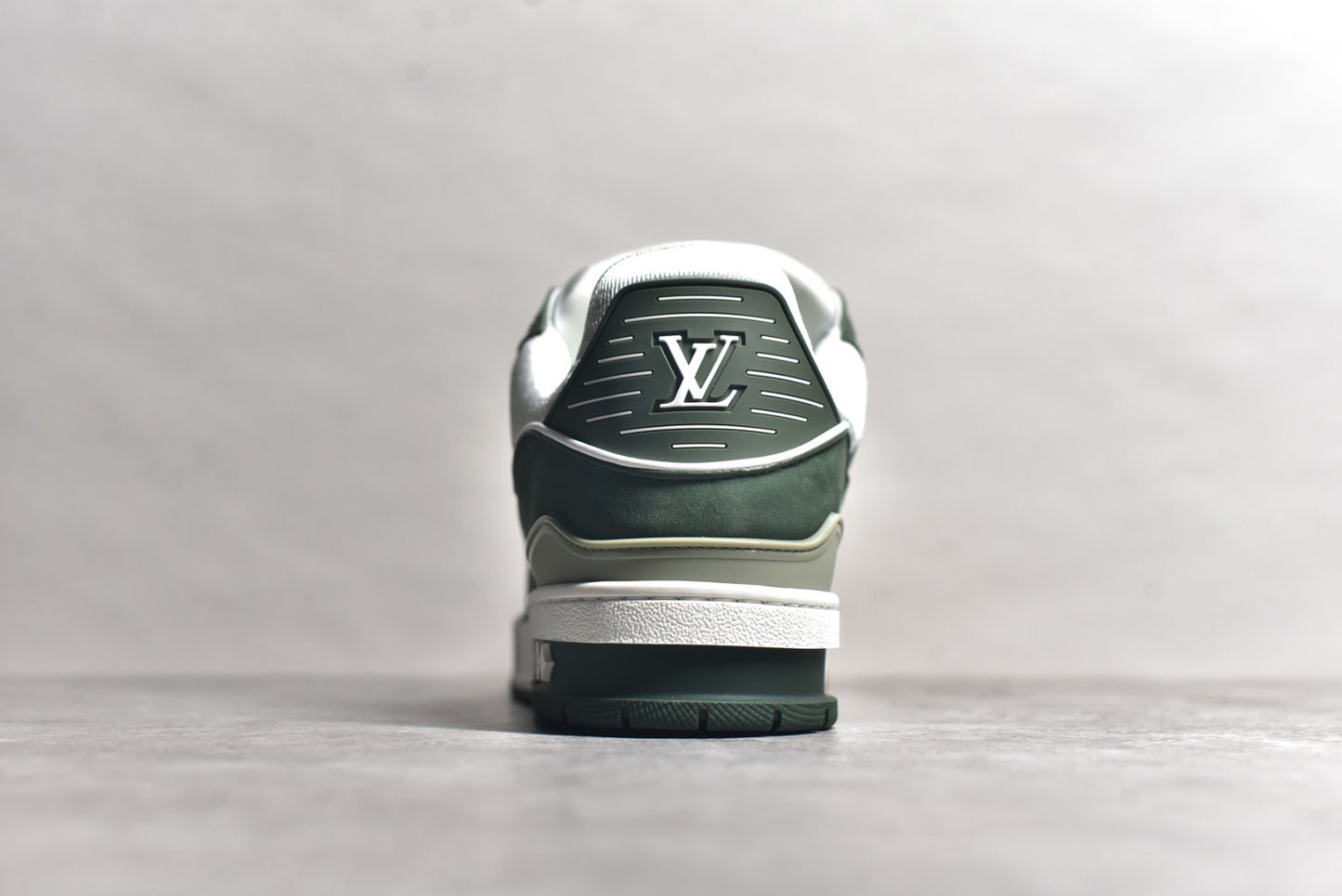 Trainer White and Olive