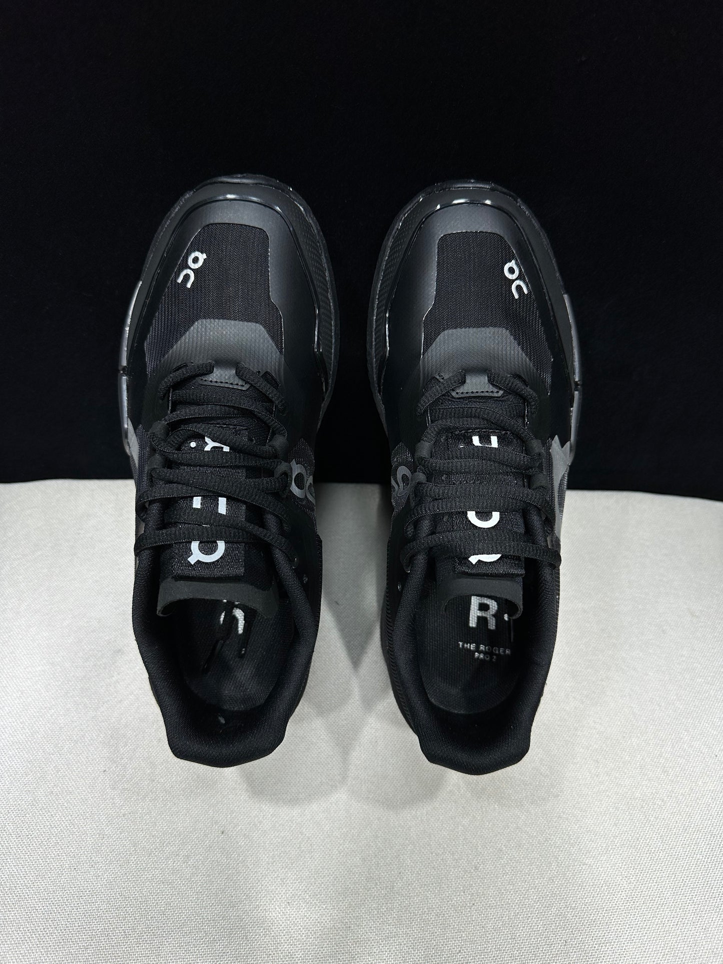 The Roger Pro 2 All Black