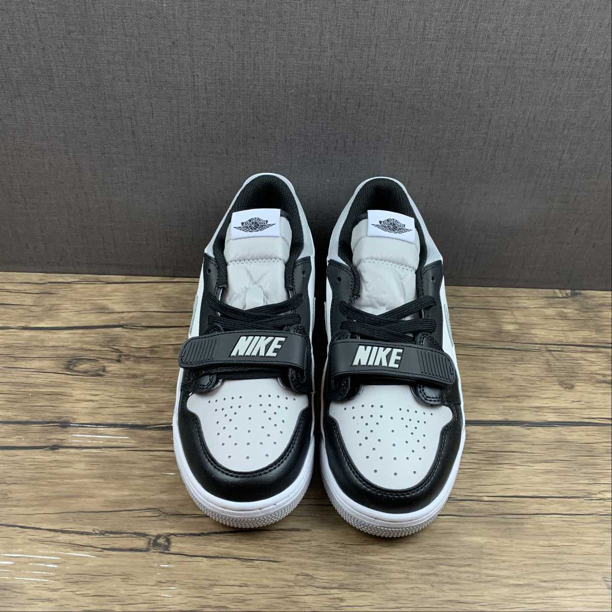 Legacy 312 Light Smoke Grey