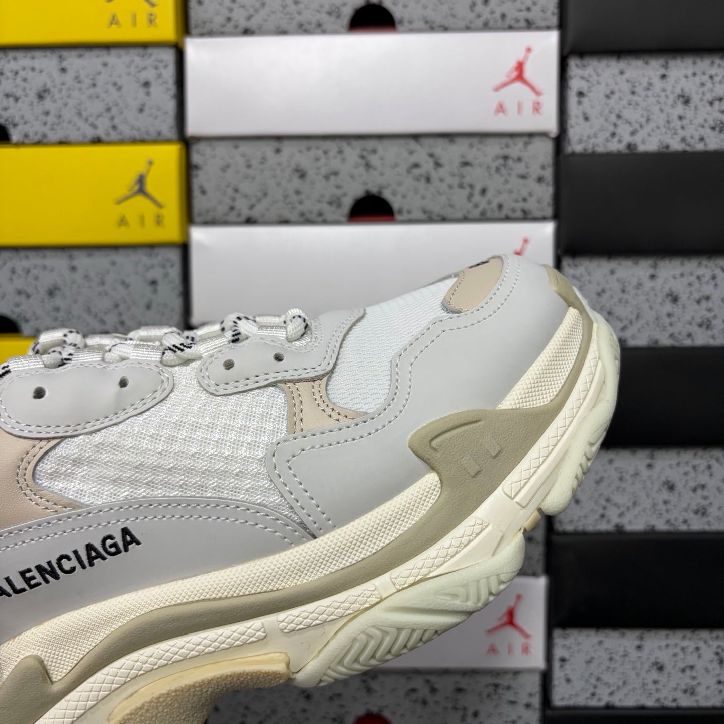 BLG Triple S White/Beige