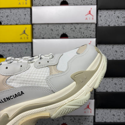 BLG Triple S White/Beige