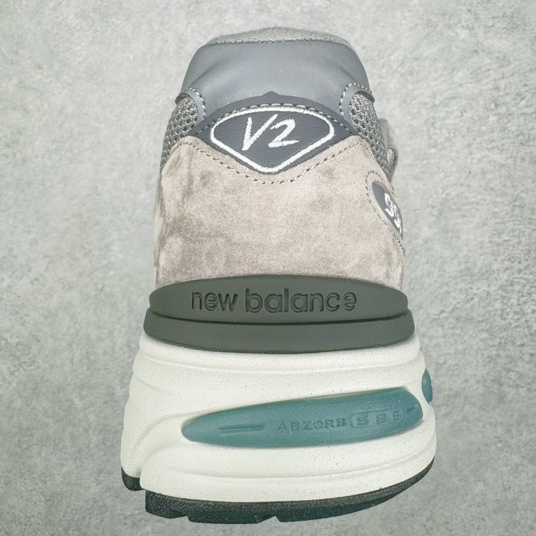 990 Grey Suede