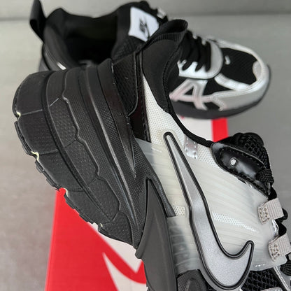 V2K Run Black/Silver