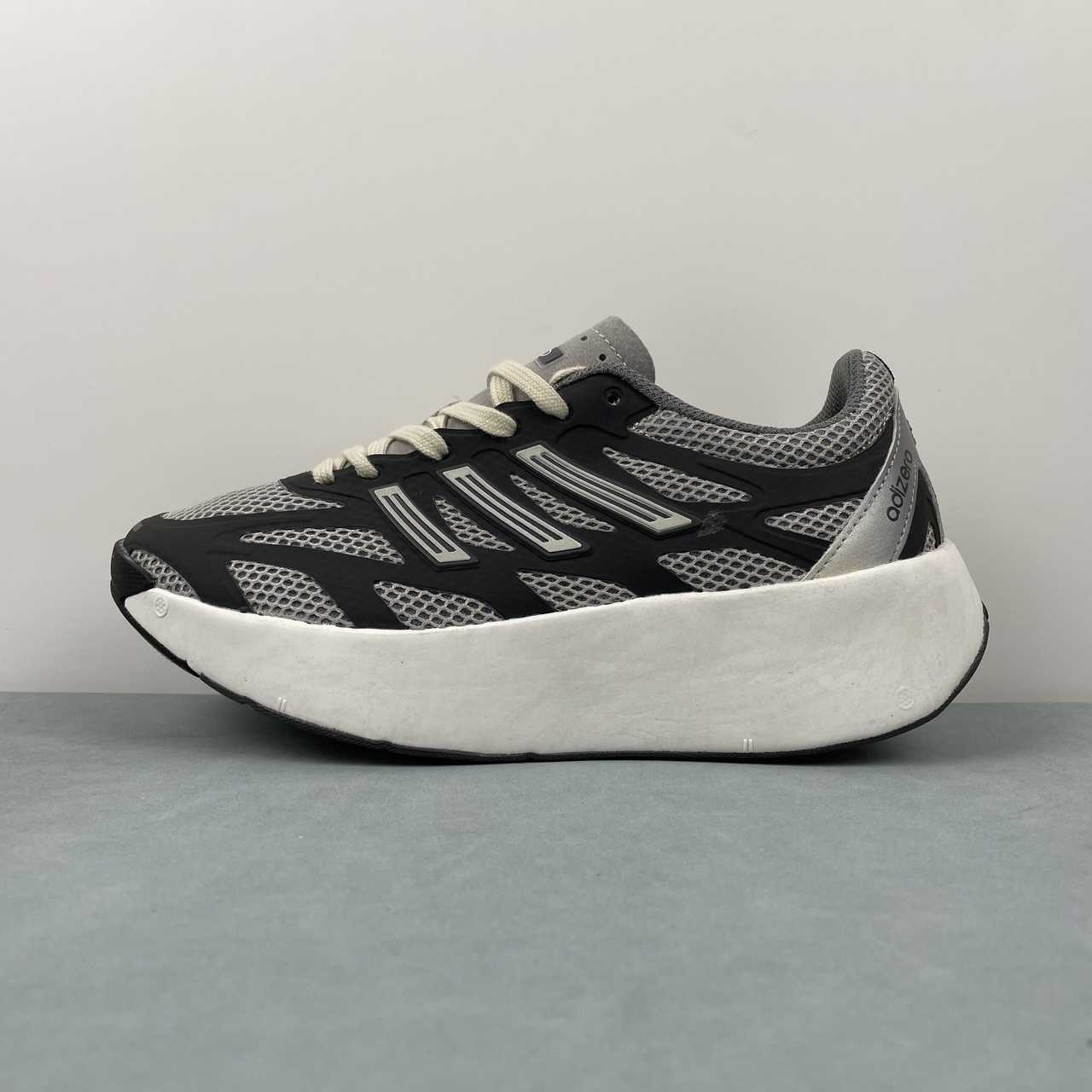 Adizero Aruku Grey Black