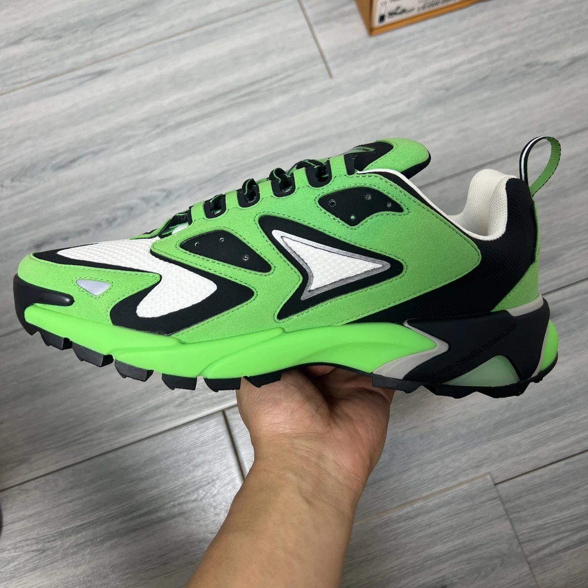 LV Runner Tatic Green