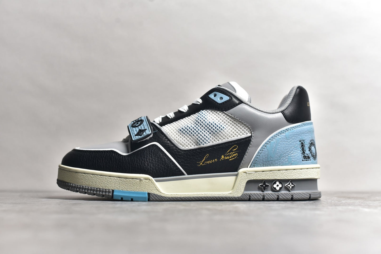 Trainer Blue and Green