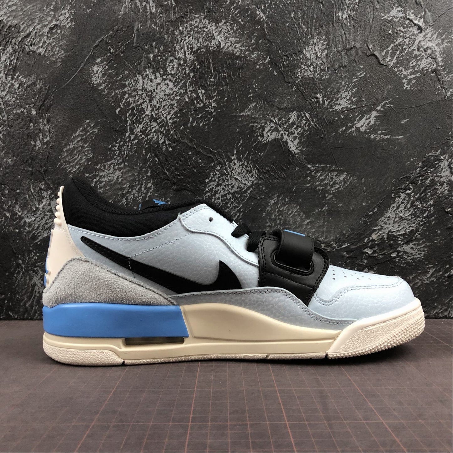 Legacy 312 Pale Blue