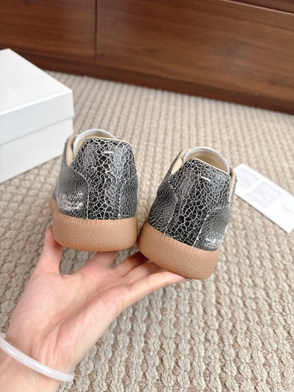 Maison Snake Grey