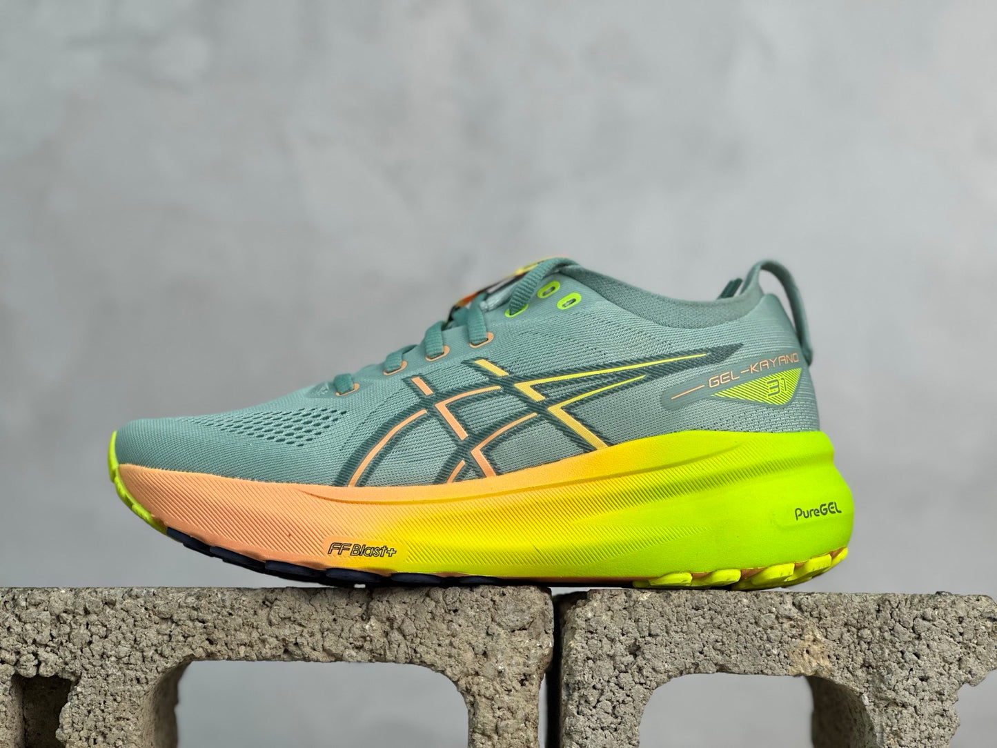 Gel-Kayano 31
