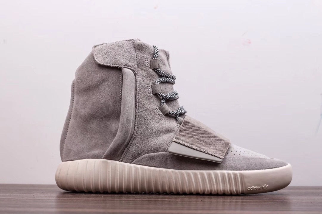 Boost 750 Gray/Light Brown