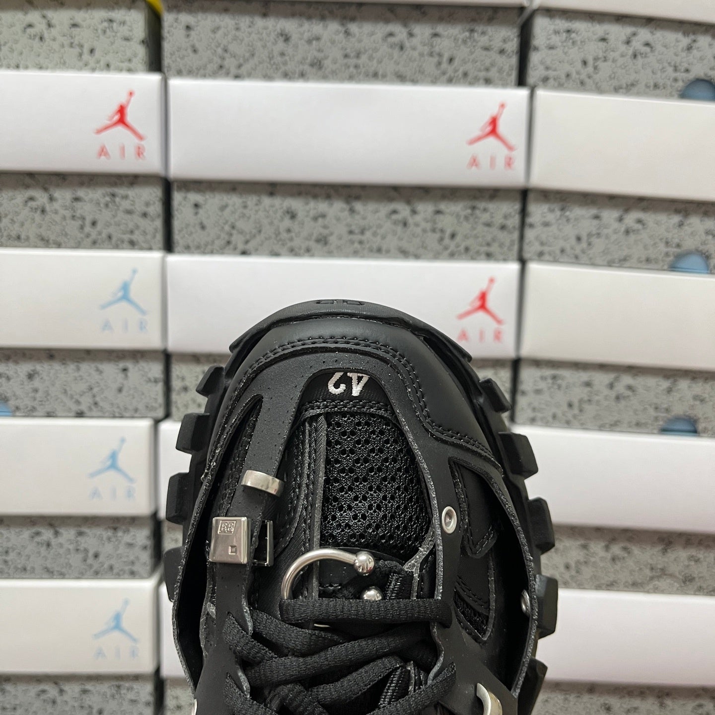 BLG Track Black