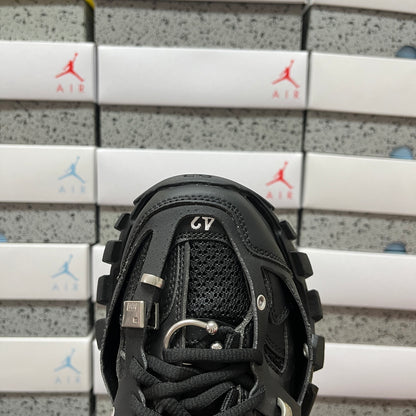 BLG Track Black