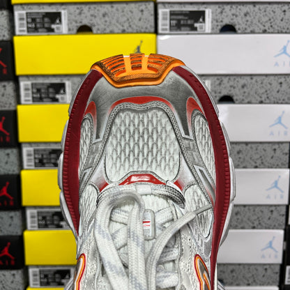 BLG 10XL White/Orange/Red