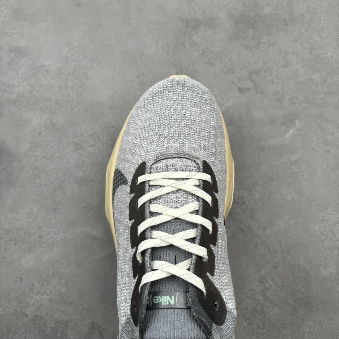 ZoomX Invincible Run Flyknit 3 Cool Grey Black