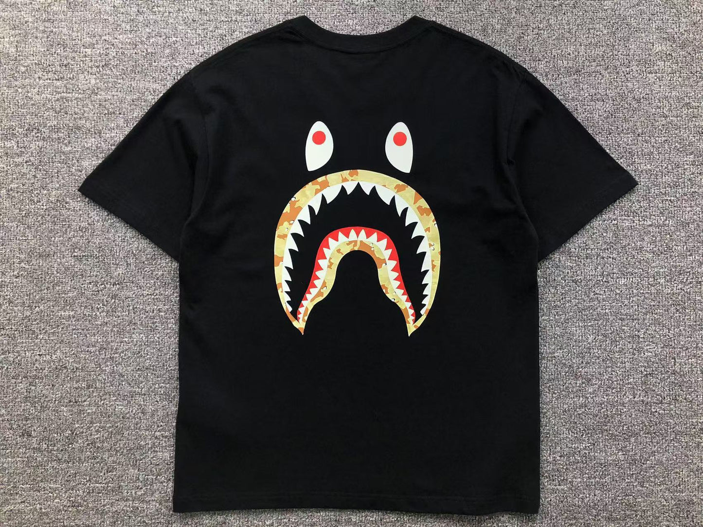 Tshirt Bape