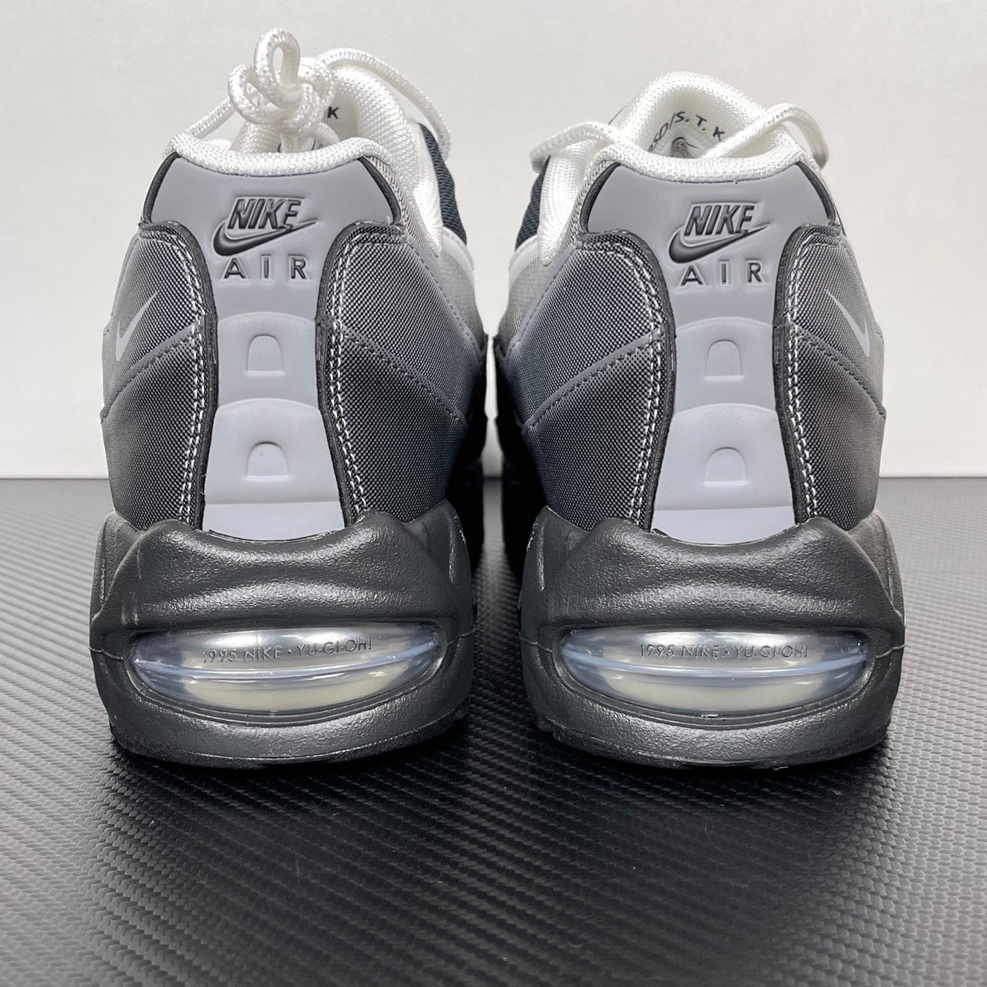 95 White Grey