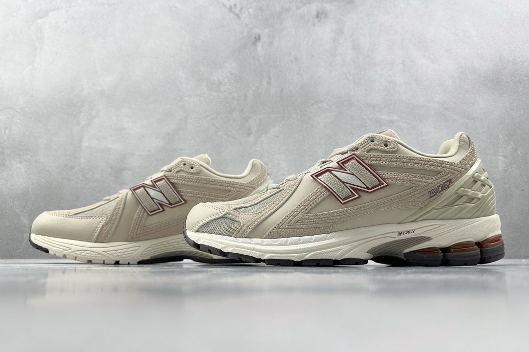 1906 Cream Red