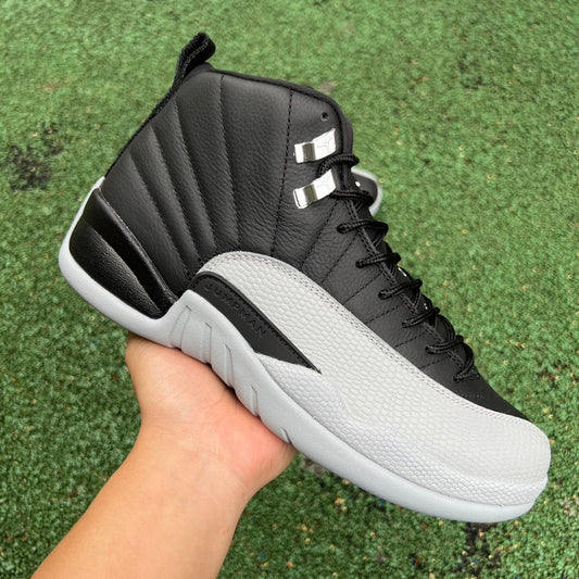 12 Fog Grey Black