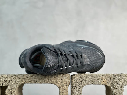 2000 Black