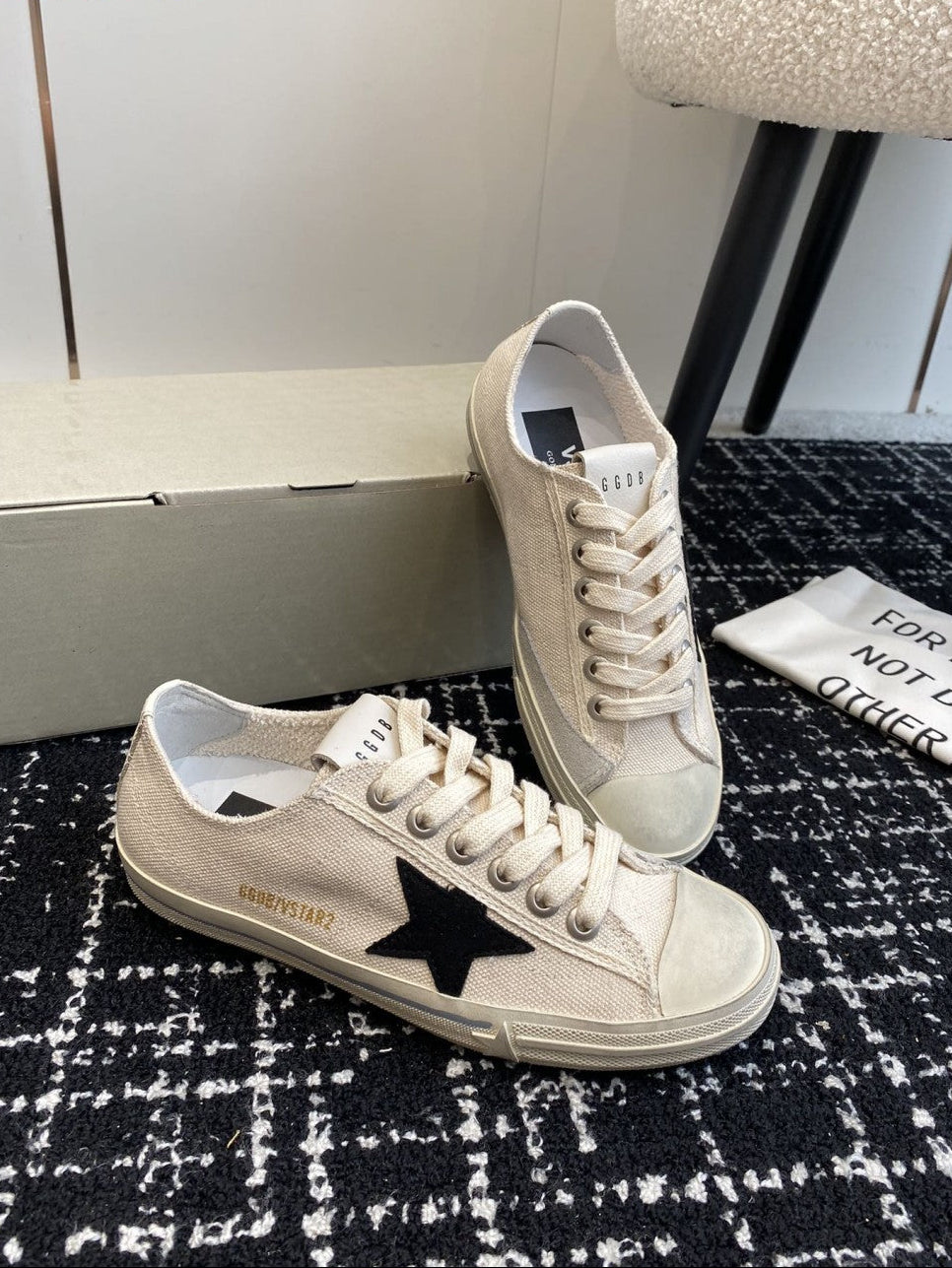 GDGS V-Star Desert Black Star