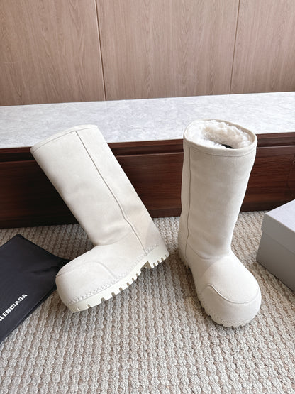 BLG Alaska fur suede boots White