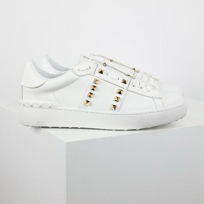 Valentino Rockstud Untitled White