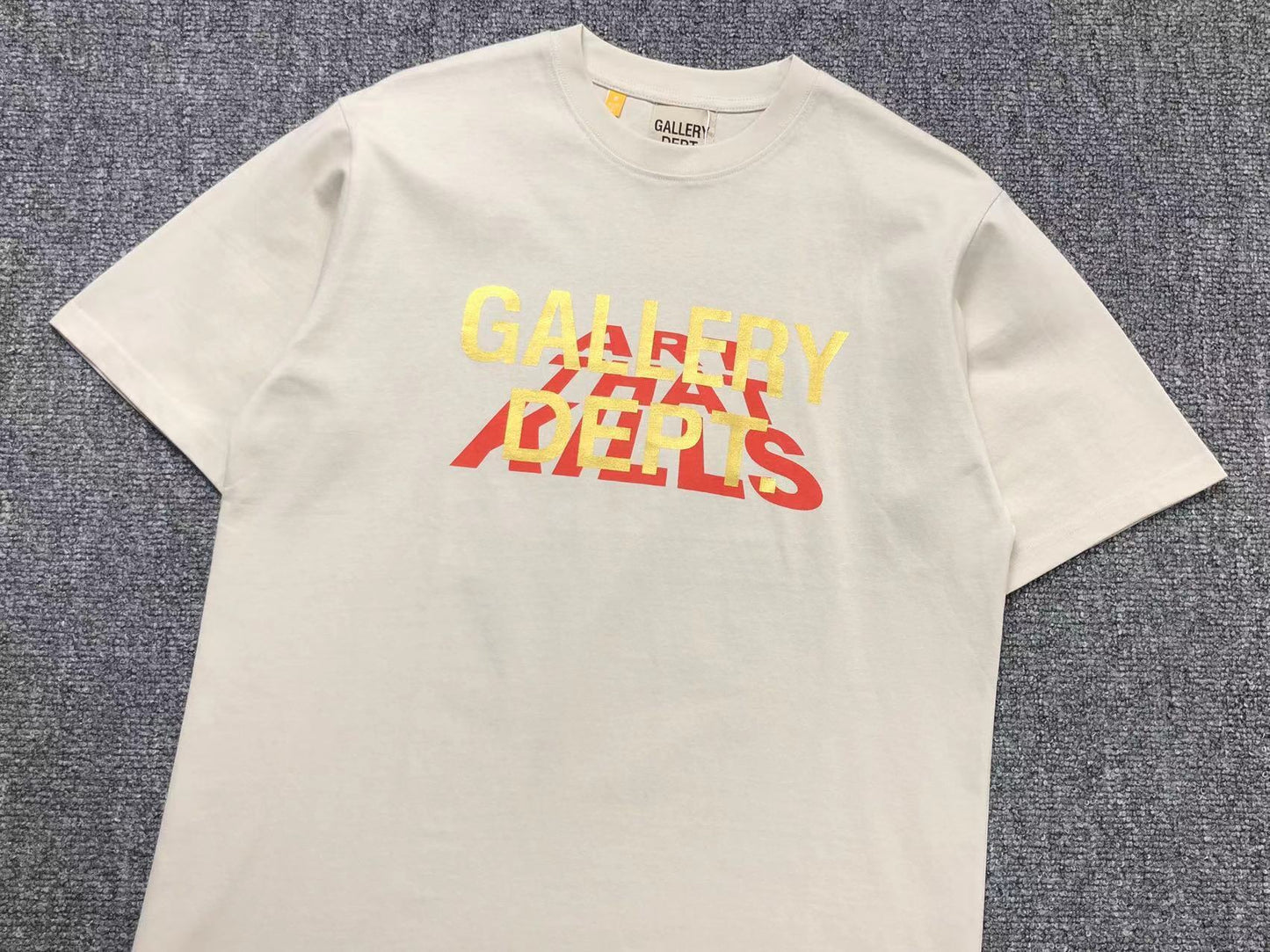 T-shirt GALLERY DEPT