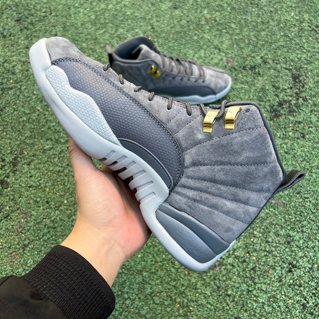 12 Grey Frog