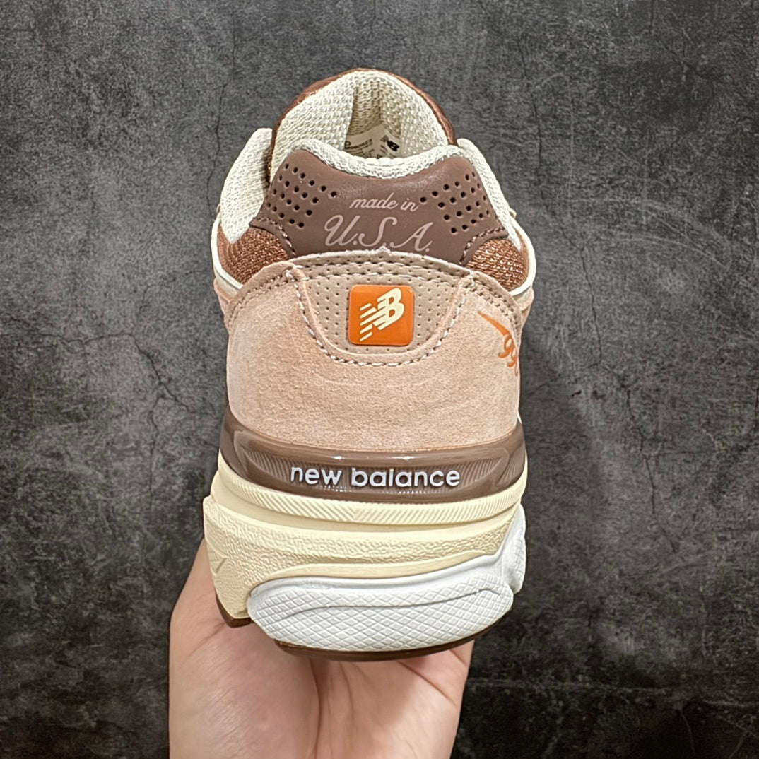 990 Apricot / Sea Salt