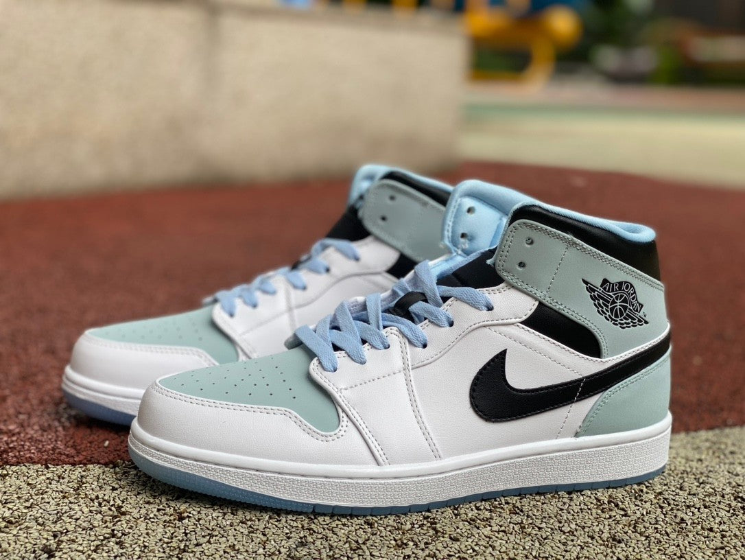 AJ1 MID Ice Blue