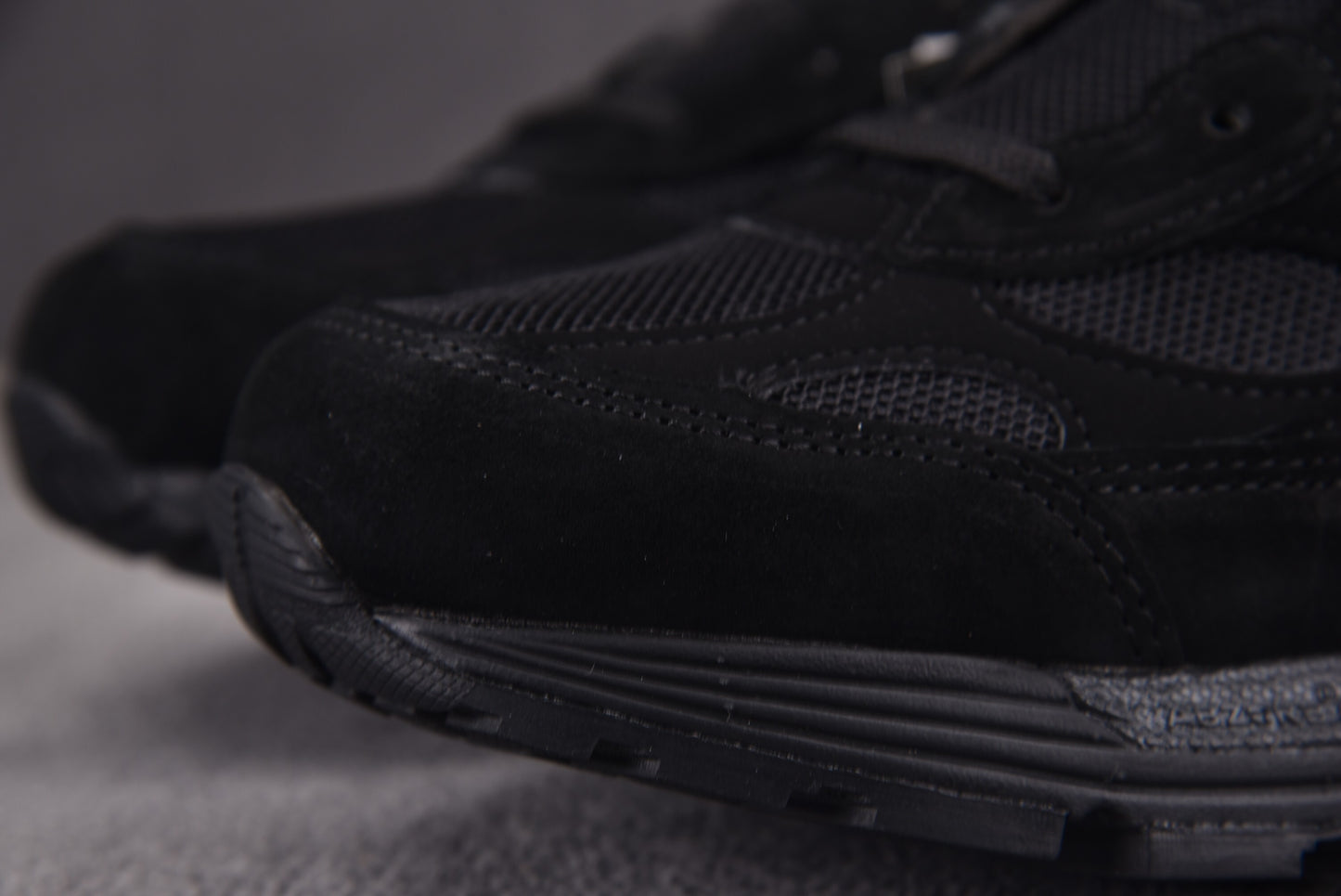 992 Triple Black