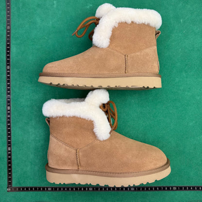 TT UGG Classic Novelty
