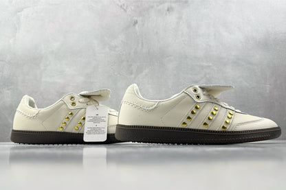 Samba Studded Pack