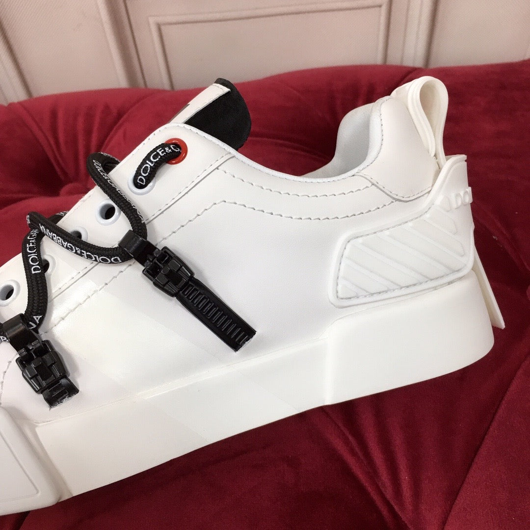 DG White
