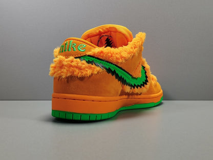 Dunk SB Grateful Dead Bears Orange